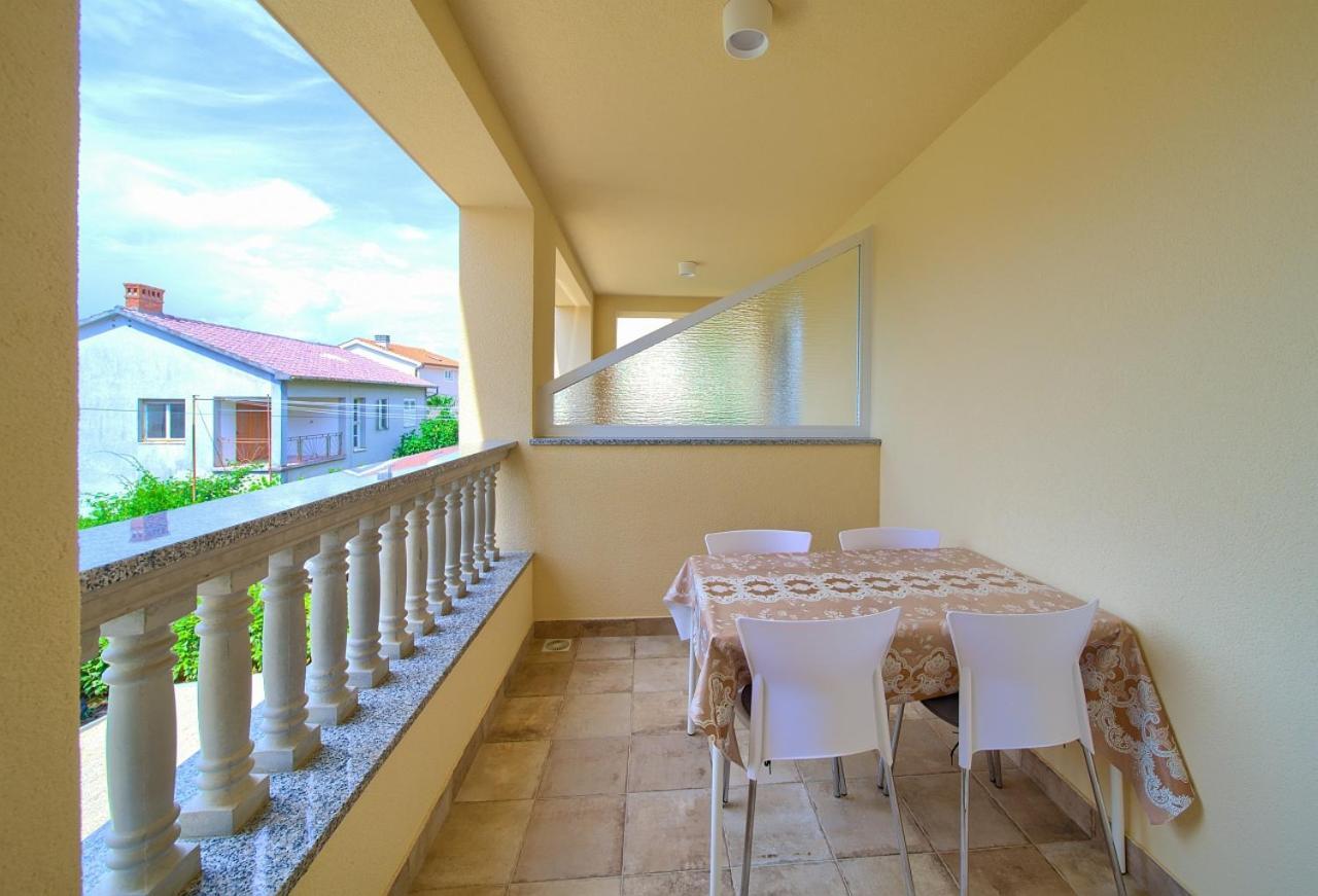 Apartmani Dal Malinska Extérieur photo
