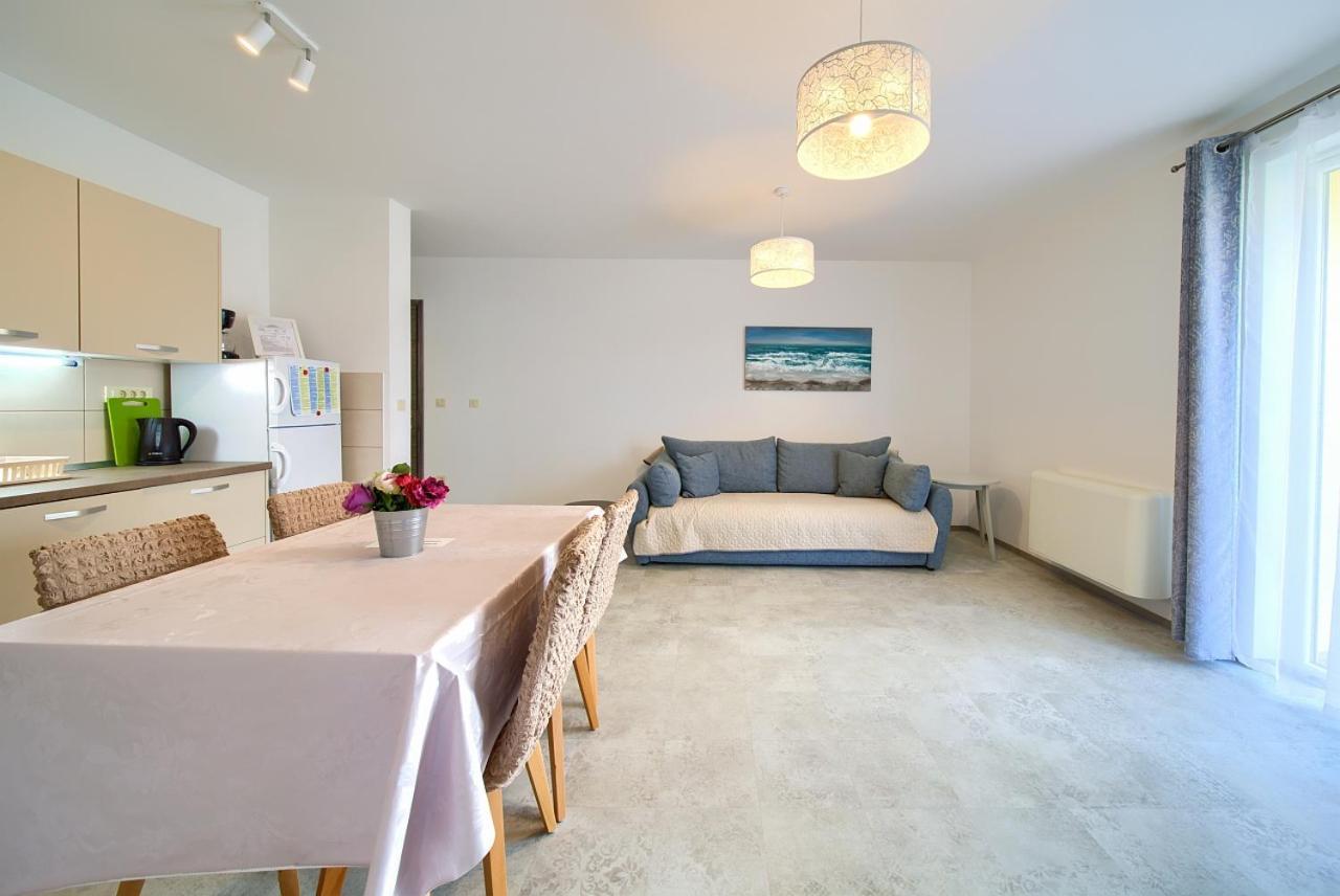 Apartmani Dal Malinska Extérieur photo